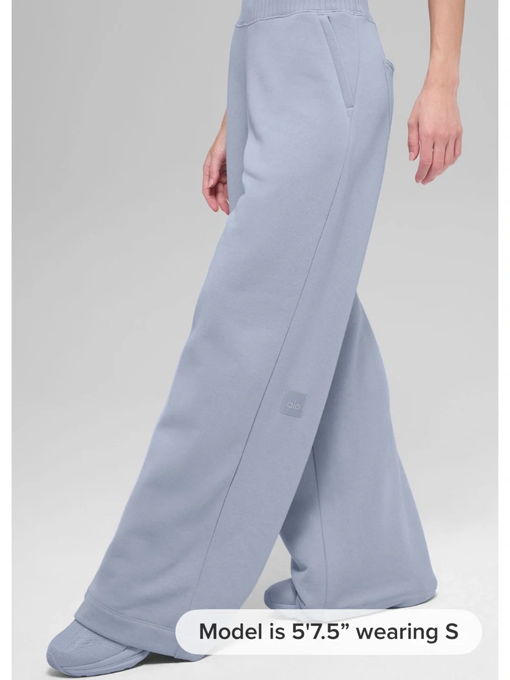 ALO Yoga Women's Wide-Leg Pull-On Pants in Light Lavender